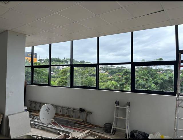 130M² MEDICAL SUITE TO LET IN BALLITO CENTRAL